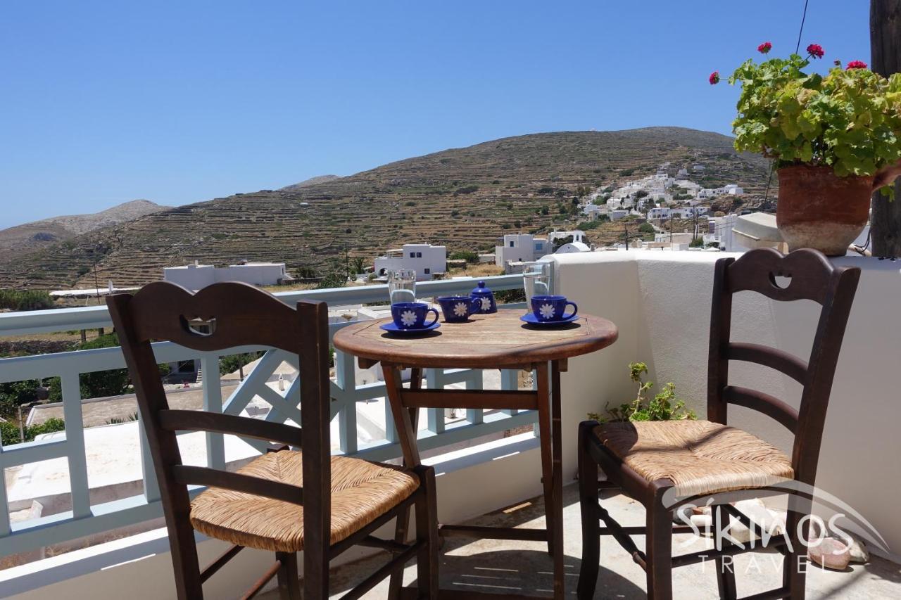 Traditional Apartment In Kastro Síkinos Exterior foto